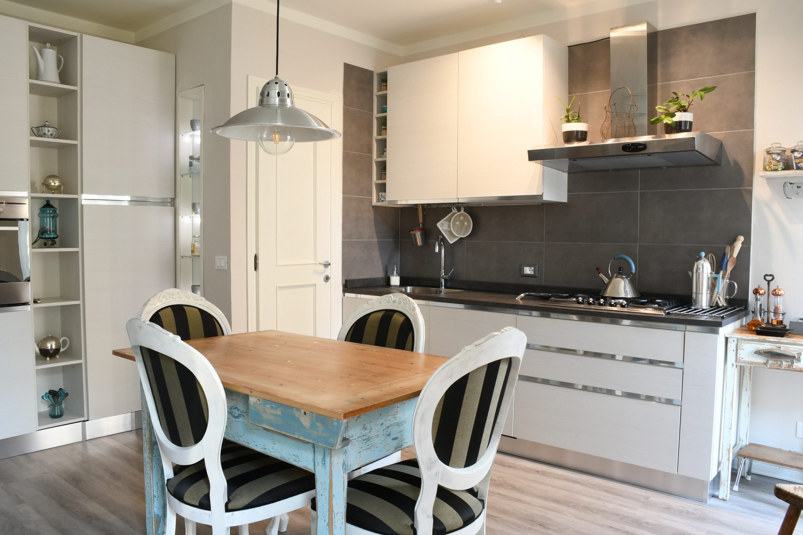 Rossanella's Place in Lake Garda - Living Room Fully equipped Kitchen